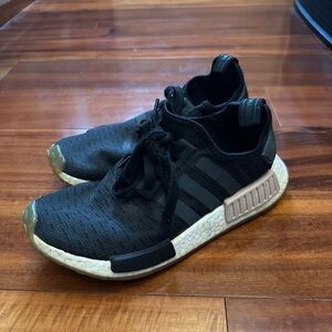 Adidas Women’s NMD R1 Shoes